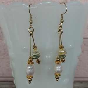 Freshwater Pearl Earrings on Gold Tone